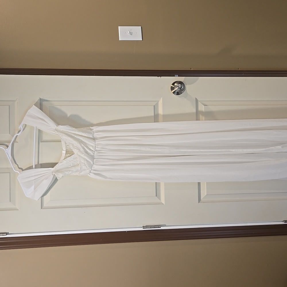 White Long Maternity Dress Size Small
